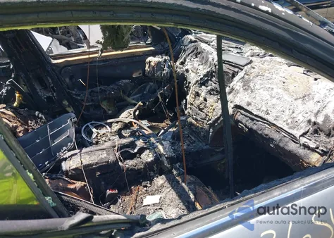 2008 Mercedes-Benz C 300 Luxury/Sport из США, поврежденный, VIN WDDGF54X68R006240